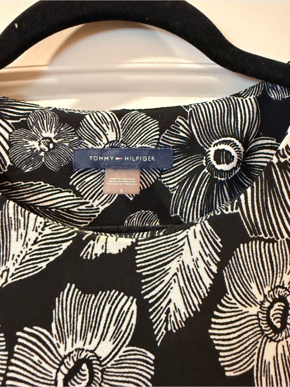 Tommy Hilfliger Dress - Picture 2 of 3